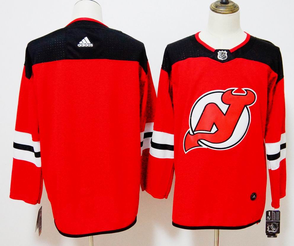 NHL-051